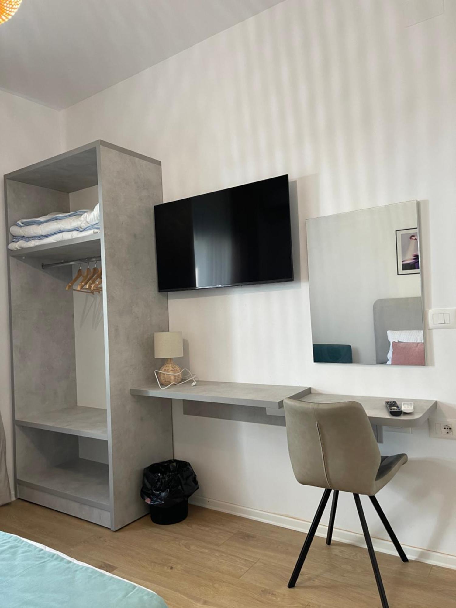 Sunny City Center Apartment Lezhë Екстериор снимка